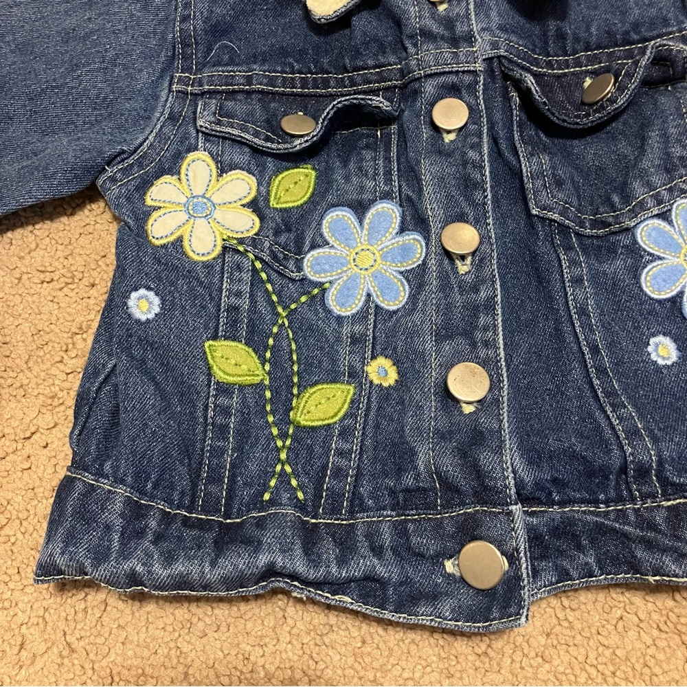 Kids Play Jean Jacket w/ Floral appliqué detail & Velvet trim Girl’s Sz 4T - Picture 6 of 10